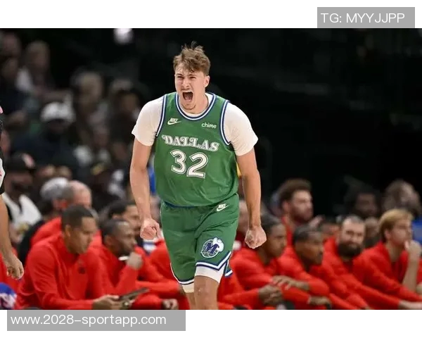 小卡复出首战迎胜利全场表现亮眼贡献21分6篮板5助攻2抢断 小卡复出首战迎胜利全场表现亮眼贡献21分6篮板5助攻2抢断