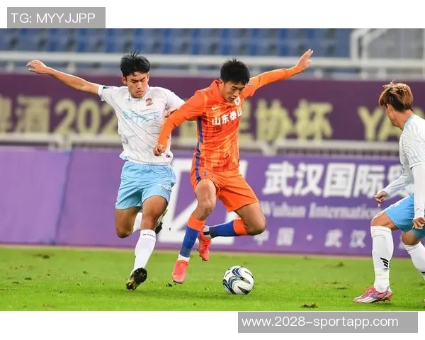 刘洋轻松破门助泰山队扩大领先泽卡传射助攻三镇无力反击